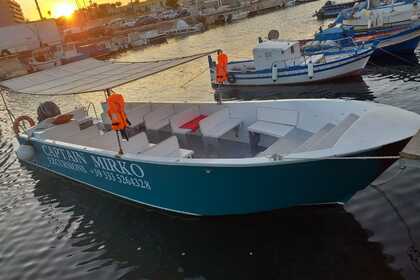 Rental Motorboat Nautica liver Lancia Syracuse