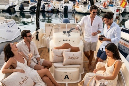Location Bateau à moteur Invictus yacht FX190 Alicante