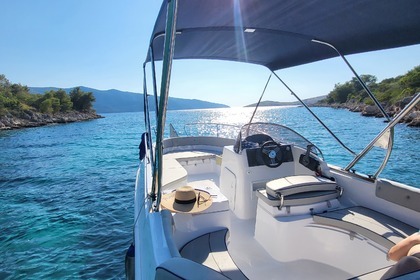 Hyra båt Motorbåt Marinello Eden 22 Stari Grad