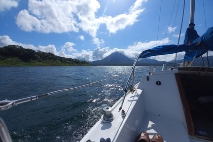 Charter Sailboat Catalina 22 La Fortuna