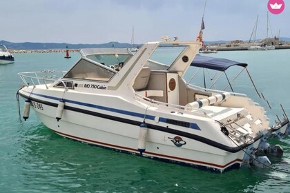 Rental Motorboat Rio 750 Day Cruiser Marseille