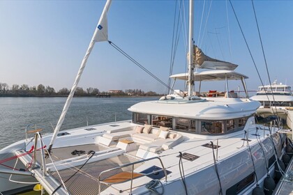 Noleggio Catamarano  Lagoon 55 Laurio