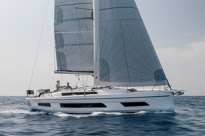 Hire Sailboat  Dufour 41 Palermo