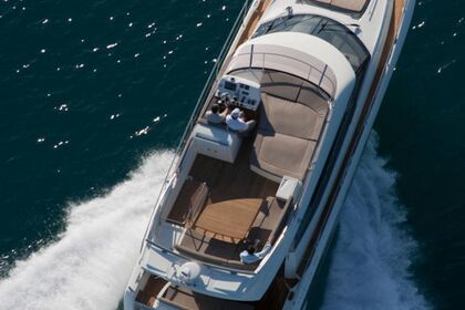 Noleggio Yacht a motore Prestige 500 Fly Antibes