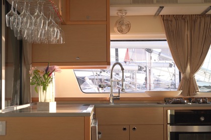 Noleggio Catamarano Lagoon 52 F Cagliari