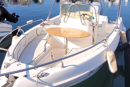 Location Bateau à moteur T.a. Mare Bronda Calvi