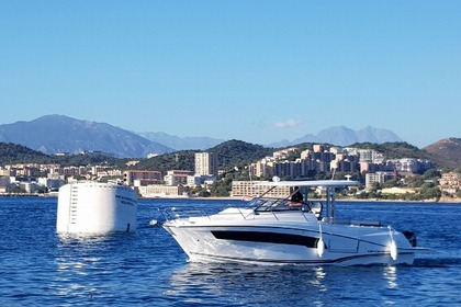 Miete Motorboot JEANNEAU CAP CAMARAT 10.5 Ajaccio