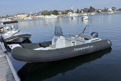 Rental RIB Capelli Capelli Tempest 570 Combrit