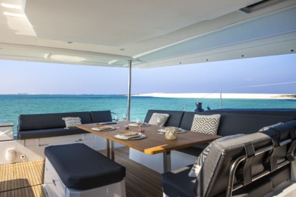 Hire Catamaran Fountaine Pajot AURA 51 (1 MASTER + 4 CAB + 5 SDB + 2 PIC) Saint Lucia