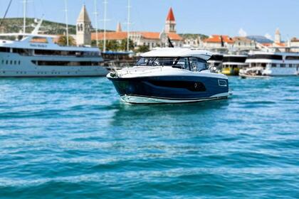 Hyra båt Motorbåt Prestige Yachts Prestige 420S Trogir