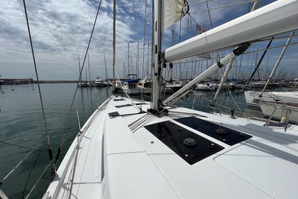 Charter Sailboat Hanse 455 Sant Andreu de Llavaneres