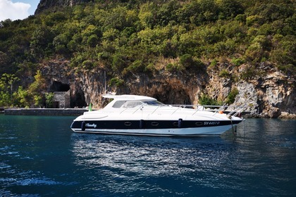 Location Bateau à moteur Windy Windy grand mistral 37 Maratea