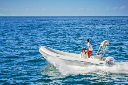 Noleggio Barca senza patente  Predator 5,40 Positano