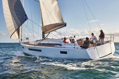 Hyra båt Segelbåt  Sun Odyssey 490 Procida