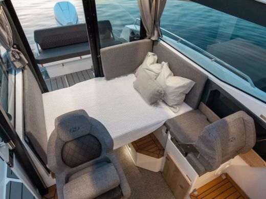 Motorboat  Nordkapp Coupe 905 Plattegrond van de boot