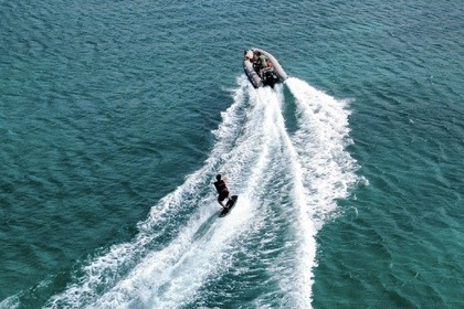 Hire RIB 3d Tender 550 LUX Saint Martin