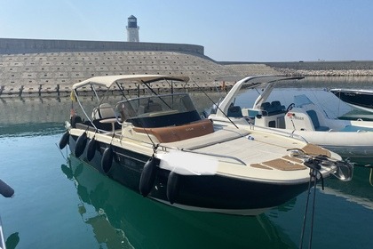 Noleggio Barca a motore Invictus CX240 Budua