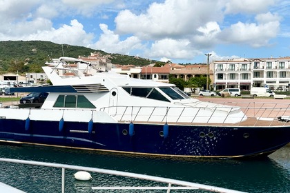 Hire Motor yacht San Lorenzo 60 Cannigione