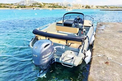 Rental Motorboat Nireus 530 Limited Edition Saint Paul's Bay