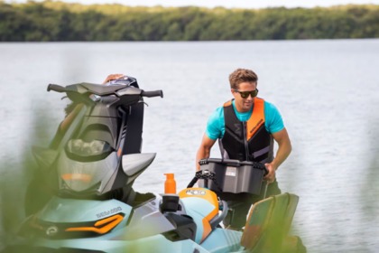 Verhuur Jetski Seadoo Wake Pro 230 Cv Ibiza