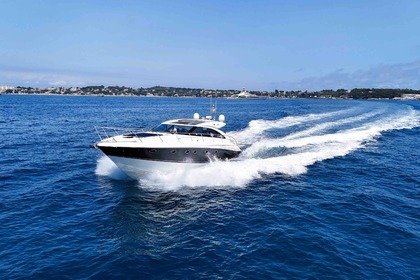 Location Yacht à moteur Princess V53 Antibes