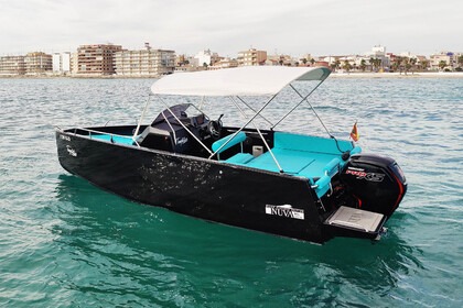 Hire Motorboat Nuva M6 Open Torrevieja