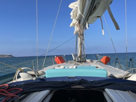 Pieta Sailboat Oceanis 40 alt tag text