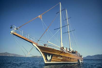 Hire Sailing yacht Custom Custom Salamina