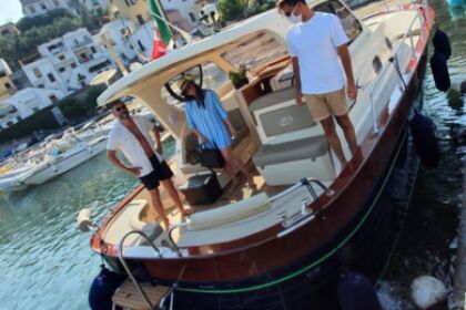 Hire Motorboat Tecnonautica Jeranto Marina del Cantone
