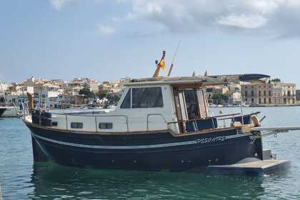 Rental Motorboat Menorquin Customized Portocolom