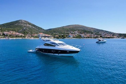 Noleggio Barca a motore Sunseeker Manhattan Spalato