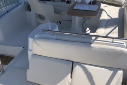 Miete Motorboot BENETEAU ANTARES 45 FLYBRIDGE 14 m ANTARES Golfe Juan