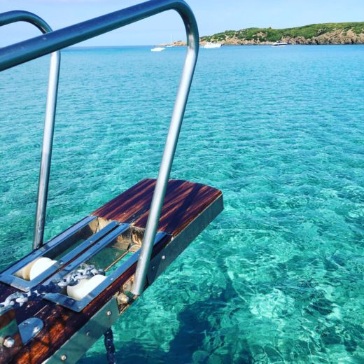 Mahón Motorboat Menorquin 145 Fly alt tag text