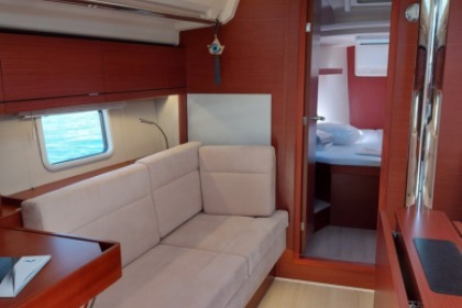 Rental Sailboat Hanse Hanse 418 Laurium