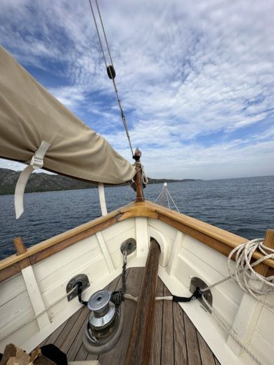 Saint-Florent Sailboat Sangermani Rivanetto alt tag text