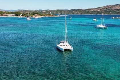 Verhuur Catamaran Lagoon 380 S2 Olbia