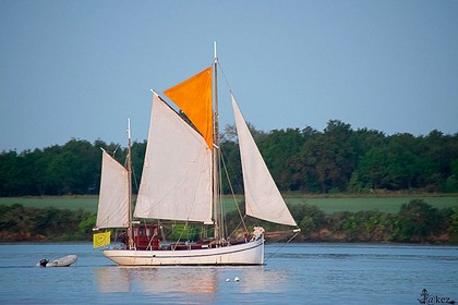 Charter Sailboat danois ketch danois Vannes