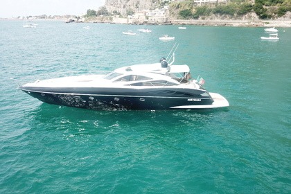 Hire Motorboat Sunserker Predator 68 Terracina