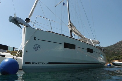 Location Voilier Beneteau Oceanis 35 Toulon