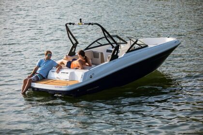 Miete Motorboot Bayliner VR4 Bowrider Genf