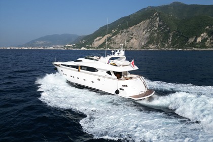 Hyra båt Motorbåt Maiora Maiora Neapel