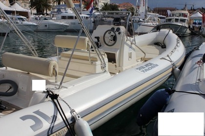 Hire RIB JOKER BOAT CLUBMAN 23 Hyères