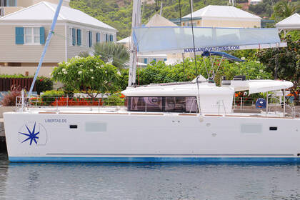 Charter Catamaran Lagoon-Bénéteau Lagoon 450 F - 4 + 2 cab. Tortola