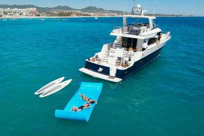 Hire Motor yacht McKinna 70 Cabo San Lucas