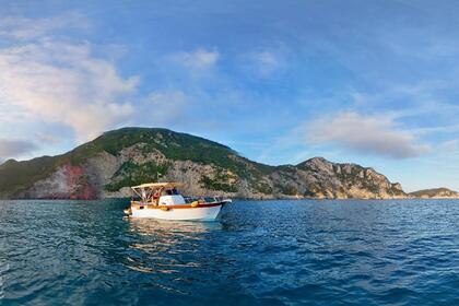 Rental Motorboat Libeccio Gozzo Walk Around La Spezia