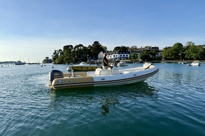 Location Semi-rigide Zodiac Medline 750 Combrit