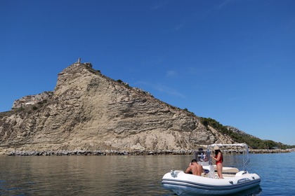 Noleggio Gommone Capelli Capelli Tempest 570 Cagliari