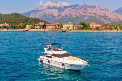 Hire Motorboat Gianetti Gianetti 46 Fly Kemer