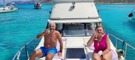 Motorboat BAYLINER MOTORBOAT Boat design plan