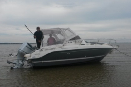 Charter Motorboat B2 Marine 752 Cap Ferret day cruiser Arzal